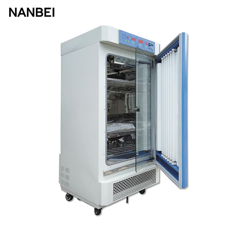 light illuminance incubator